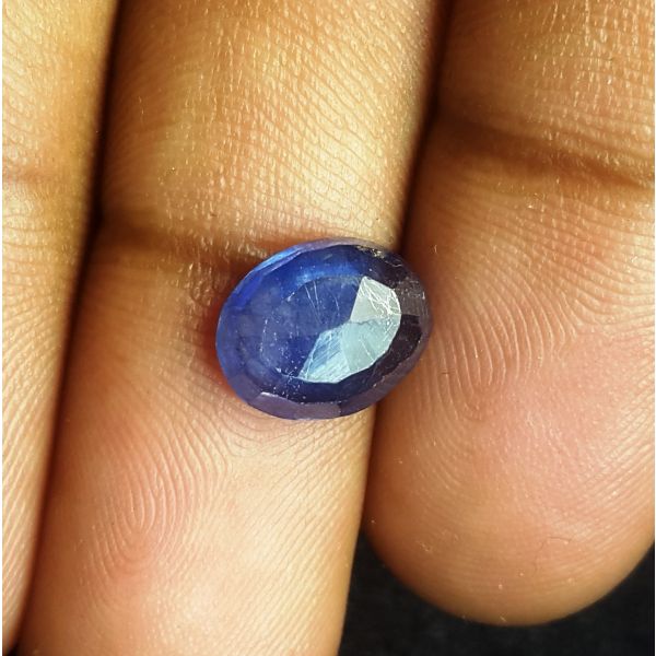 3.65 Carats Natural Blue Sapphire 10.05 x 7.92 x  4.17 mm