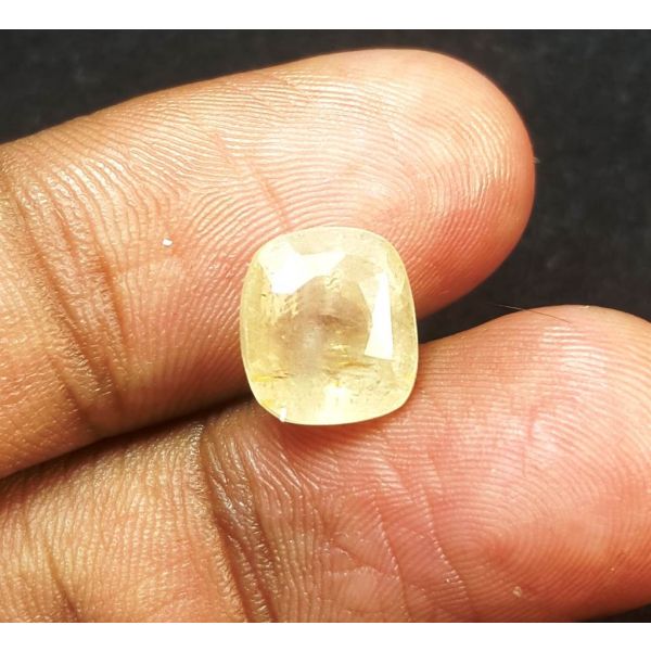 5.49 Carats Natural Light Orangish Yellow Sapphire 