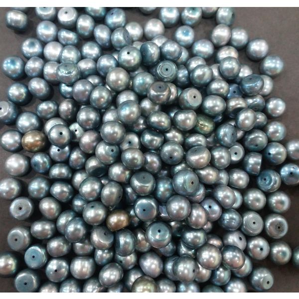 Button Shaped Fresh Water Pearl Half drilled 105/107_43.1