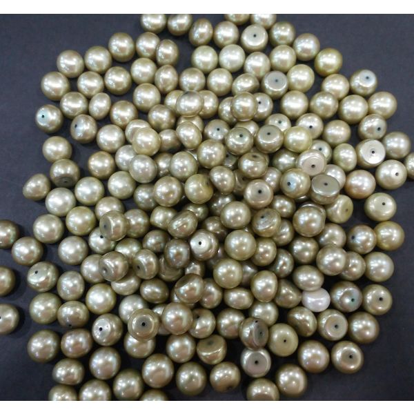 Button Shaped Fresh Water Pearl Half drilled 105/107_41.1