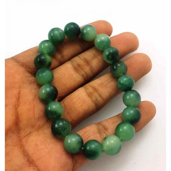 17 Gram Green Jade Bracelet Bead Size 8 MM (Bracelet Length 8 Inch)