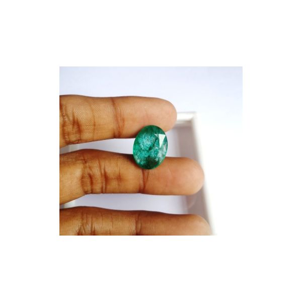 9.49 Carats Natural Zambian Emerald 16.98 x 13.11 x 5.72 mm