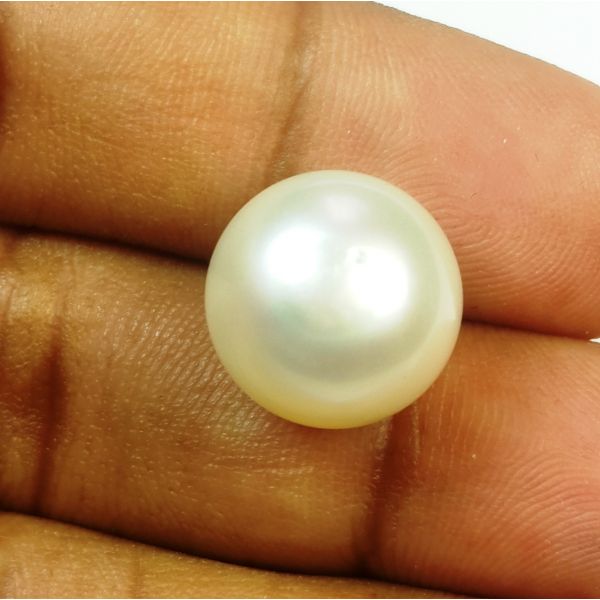 17.05 Carats Natural Creamish White Pearl 13.38. x 12.38 mm