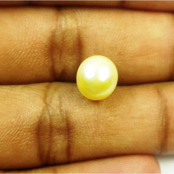 4.65 Carats Natural Milky White Pearl 9.57 x 8.06 x 8.08 mm