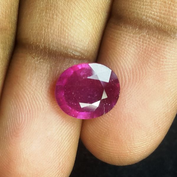 8.13 Carats Natural Pinkish Red Ruby 11.18 x 10.31 x 8.41 mm