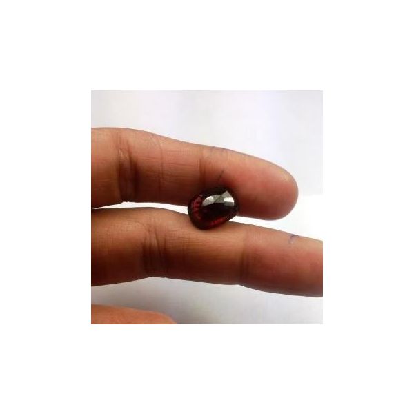 5.23 Carats  Natural Garnet Oval Shape 111.80x8.90x4.75 mm