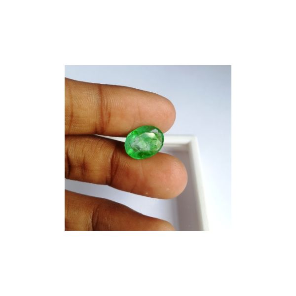 3.82 Carats NaturalColumbian Emerald 13.21 x 10.06 x 4.38 mm