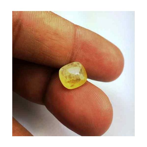 3.03 Carats Ceylon Yellow Sapphire 9.25 x 8.82 x 3.84 mm