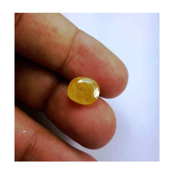 4.54 Carats Ceylon Yellow Sapphire 10.38 x 9.15 x 5.06 mm