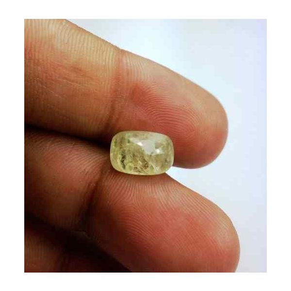 4.68 Carats Ceylon Yellow Sapphire 11.01 x 7.58 x 5.55 mm