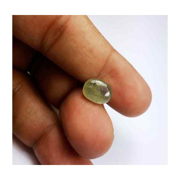 3.85 Carats Ceylon Greenish Yellow Sapphire 10.51 x 8.21 x 4.18 mm