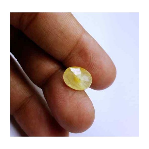 4.74 Carats Ceylon Yellow Sapphire 12.02 x 9.32 x 4.63 mm