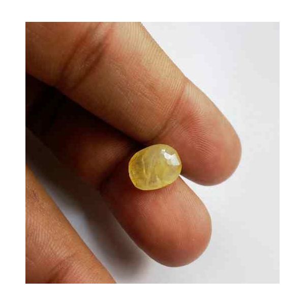 3.64 Carats Ceyloni Yellow Sapphire 11.07 x 9.03 x 3.73 mm