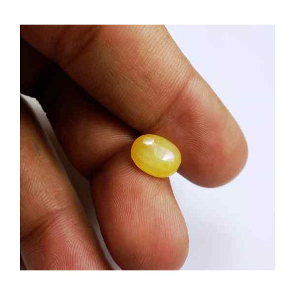 3.36 Carats Ceyloni Yellow Sapphire 10.25 x 7.77 x 4.29 mm