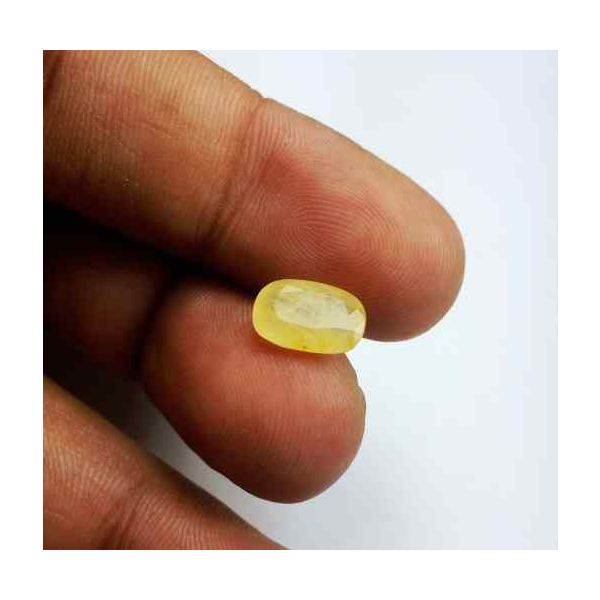 2.58 Carats Ceylon Yellow Sapphire 10.21 x 6.67 x 3.52 mm
