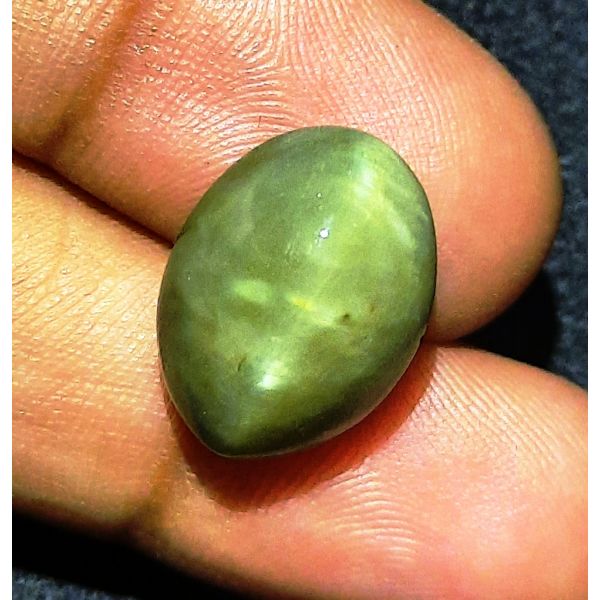 10.60 Carats Natural Green Cat's Eye 16.22x11.85x8.39 mm