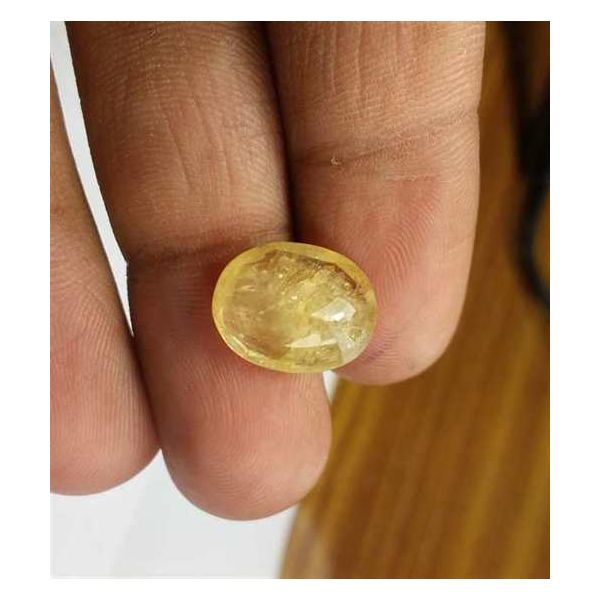 8.10 Carats Yellow Sapphire 14.20 x 11.15 x 5.20 mm