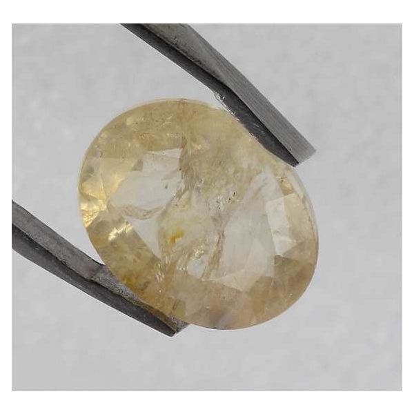 4.64 Carats Yellow Sapphire 10.65 x 8.55 x 5.80 mm