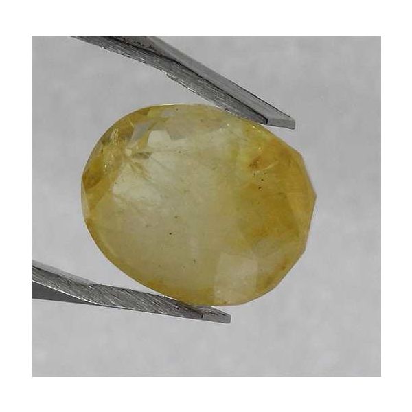 3.24 Carats Yellow Sapphire 8.95 x 7.25 x 6.95 mm