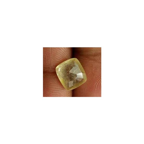 2.71 Carats Yellow Sapphire 8.60 x 7.85 x 3.70 mm