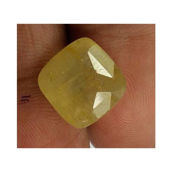 8.85 Carats Yellow Sapphire 11.41 x 11.10 x 6.70 mm