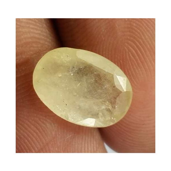 4.06 Carats Yellow Sapphire 12.25 x 8.76 x 3.70 mm