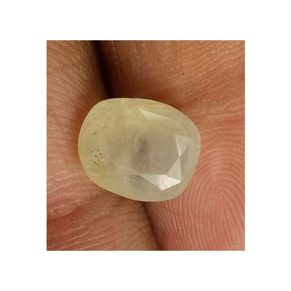 5.62 Carats Yellow Sapphire 9.25 x 8.10 x 6.90 mm