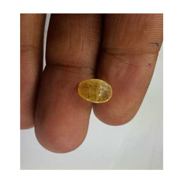 3.60 Carats Yellow Sapphire 9.98 x 6.92 x 5.27 mm