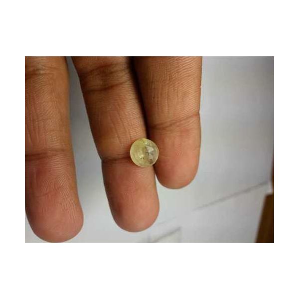 3.68 Carats Yellow Sapphire 9.05 x 8.72 x 4.50 mm