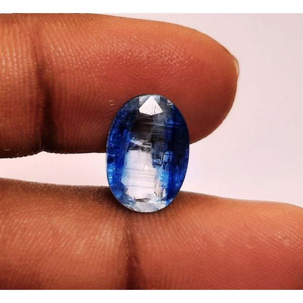 4.62 Carats Natural Blue Kyanite 13.32 x 9.35 x 4.30 mm