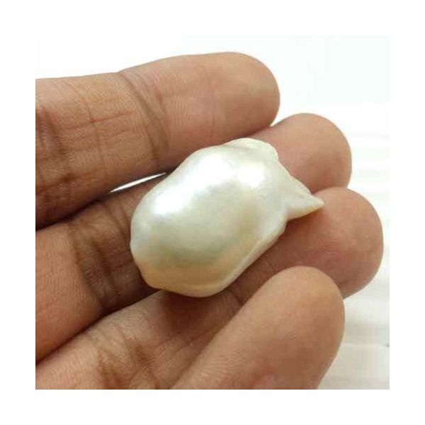 51.07 Carats Natural Venezuela Pearl 28.05 x 16.07 x 15.80 mm