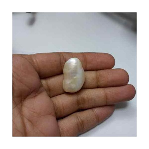 36.22 Carats Natural Venezuela Pearl 25.59 x 15.72 x 12.16 mm