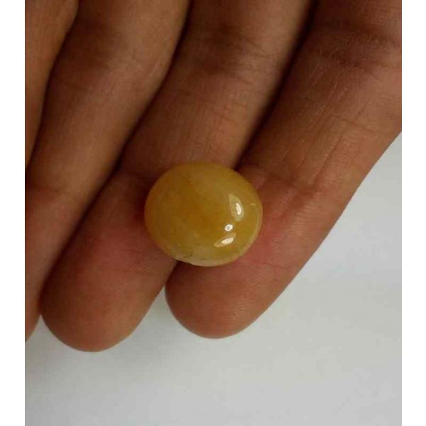 18.51 Carats Yellow Cabs Sapphire 13.88 x 12.53 x 9.70 mm