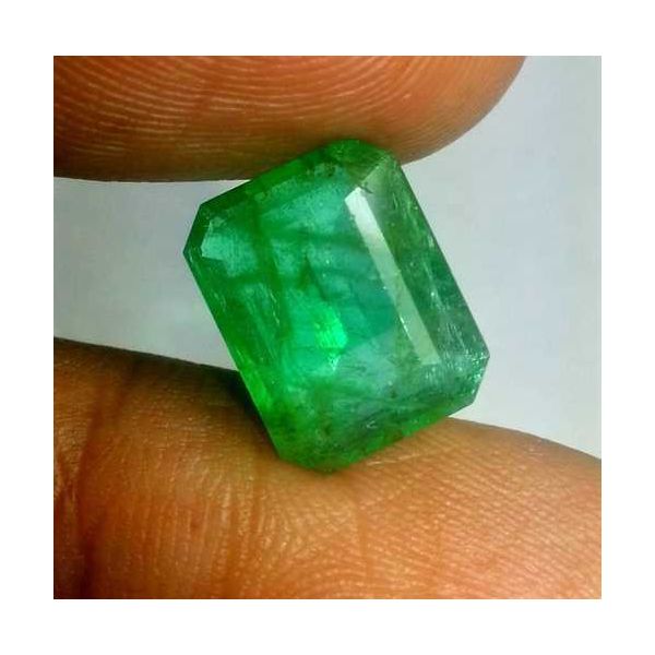 4.72 Carats Colombian Emerald 12.55 x 9.84 x 4.32 mm