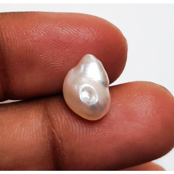 4.18 Carats Natural Creamish White Pearl 11.68 x 8.45 x 7.20 mm