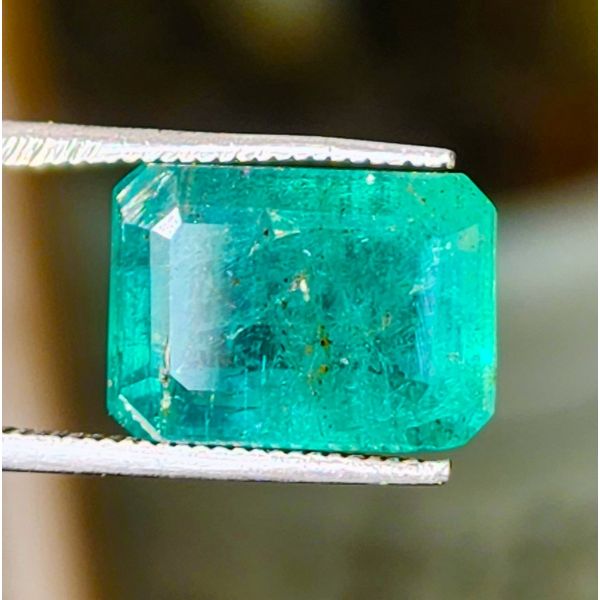 8.22 Carats Natural Zambian Emerald 12.98x9.18x7.27mm