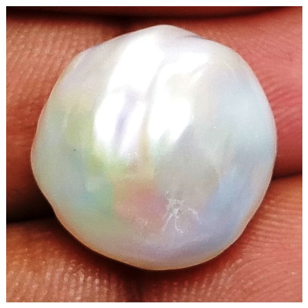 20.97 carats Natural White Venezuela Pearl 15.42x13.15x13.35 mm