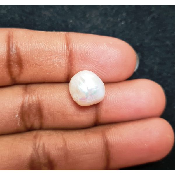 10.81 carats Natural White Venezuela Pearl 11.22x11.71x11.66 mm