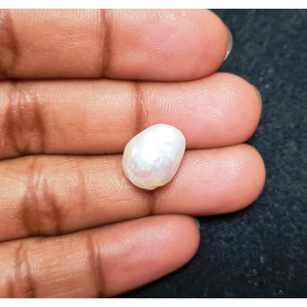 9.75 carats Natural White Venezuela Pearl 12.94x10.65x10.55 mm