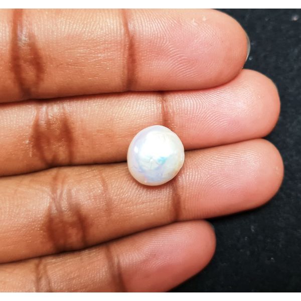 9.26 carats Natural White Venezuela Pearl 11.23x10.41x10.57 mm