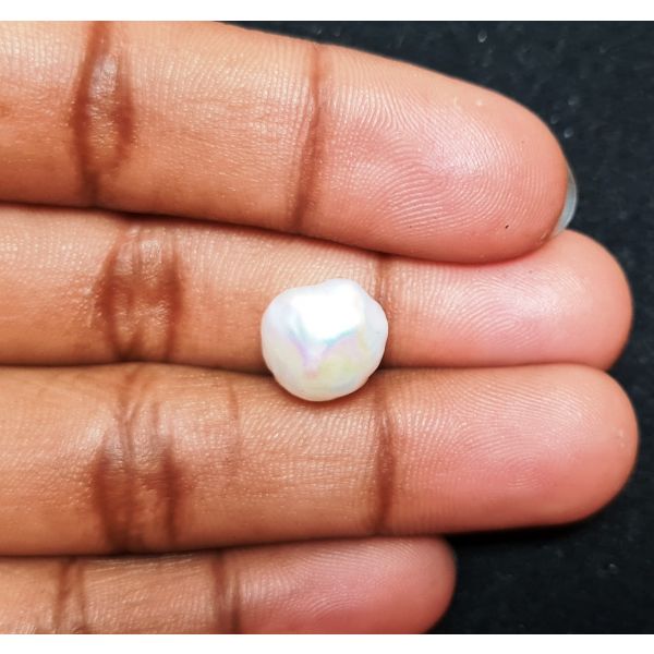 8.85 carats Natural White Venezuela Pearl 9.99x11.77x10.79 mm