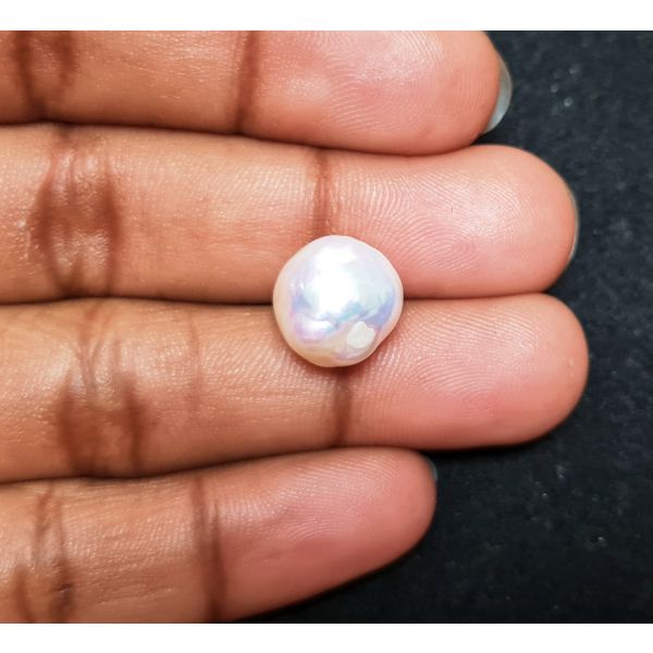 9.33 carats Natural White Venezuela Pearl 10.25x11.21x11.44 mm