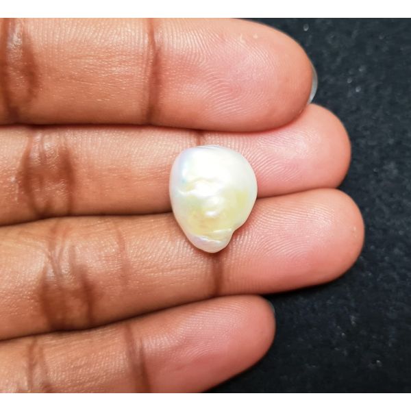 14.4 carats Natural White Venezuela Pearl 15.11x12.42x12.47 mm