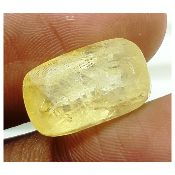 11.87 Carats Natural Yellow Sapphire 15.31x9.55x7.14 mm