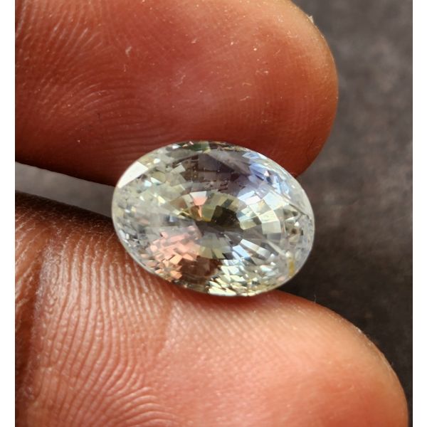 8.42 Carats Natural Bluish Yellow Sapphire 12.85x9.37x7.87 mm