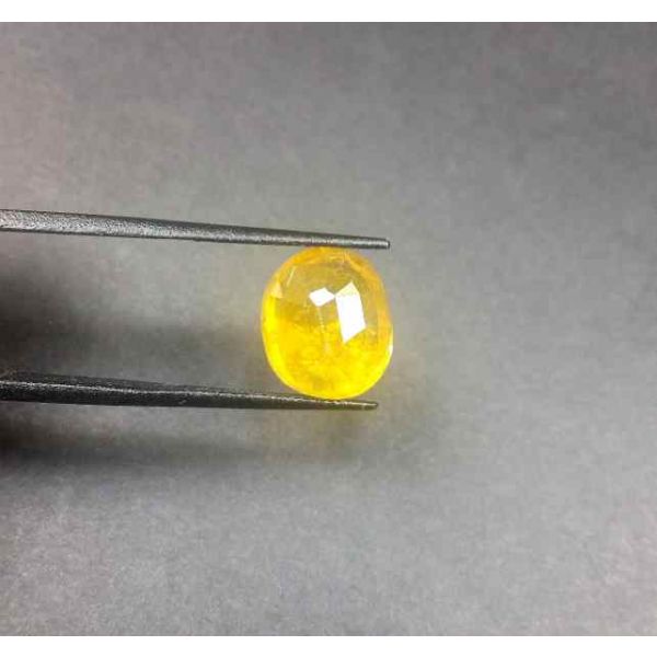 10.45 Carats African Yellow Sapphire 13.33 x 1.37 x 6.95 mm