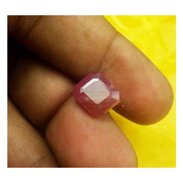 4.07 Carats Guinea Mines Ruby 10.17 x 8.35 x 5.10 mm