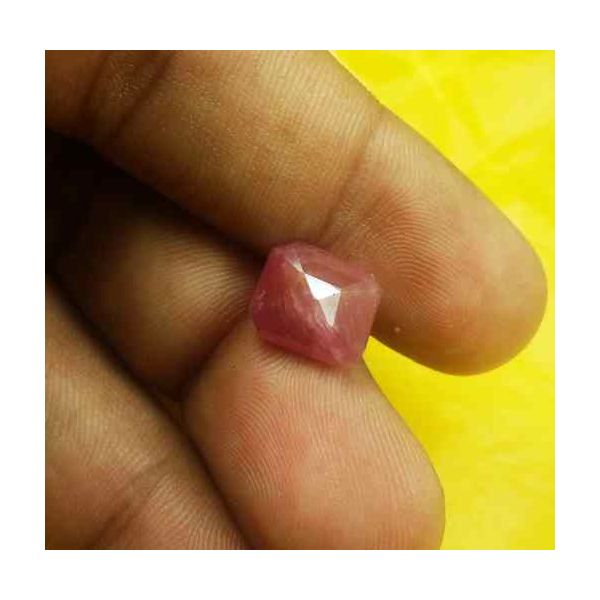 4.07 Carats Guinea Mines Ruby 10.17 x 8.35 x 5.10 mm