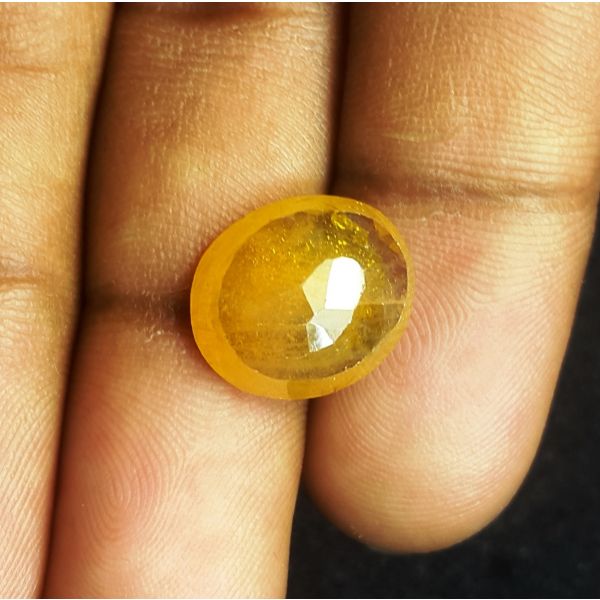 9.85 Carats Yellow Sapphire 14.01 x 11.90 x 6.06 mm