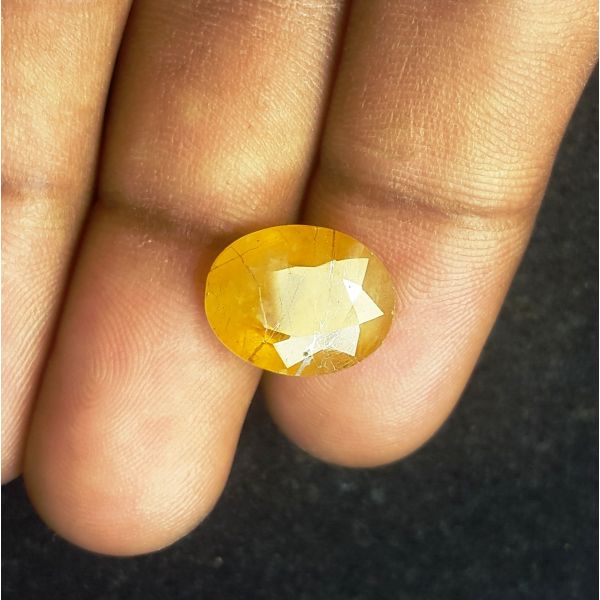 9.52 Carats Natural Yellow Sapphire 13.61 x 10.79 x 6.82 mm